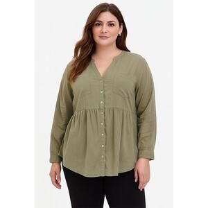 Torrid Women's Green Button Front Long Sleeve Blouse Plus Size Medium 00